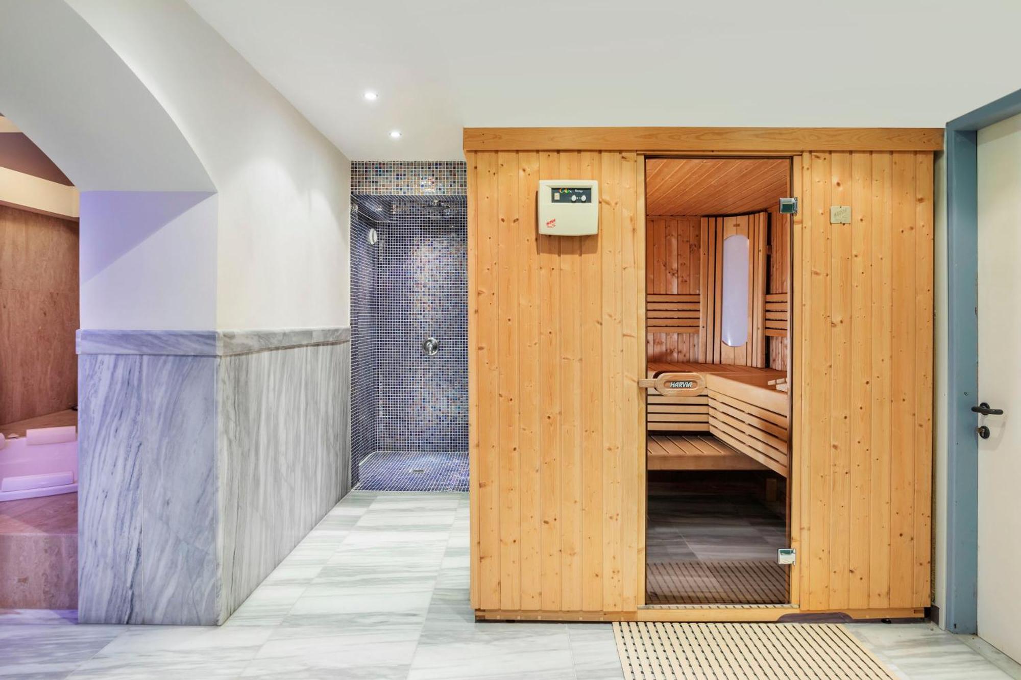 Hotel Hanioti Village Spa Exteriör bild